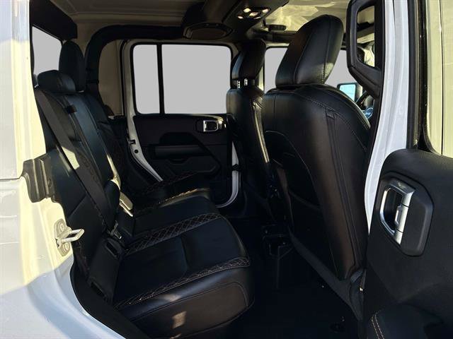 Used 2022 Jeep Gladiator Overland image 10