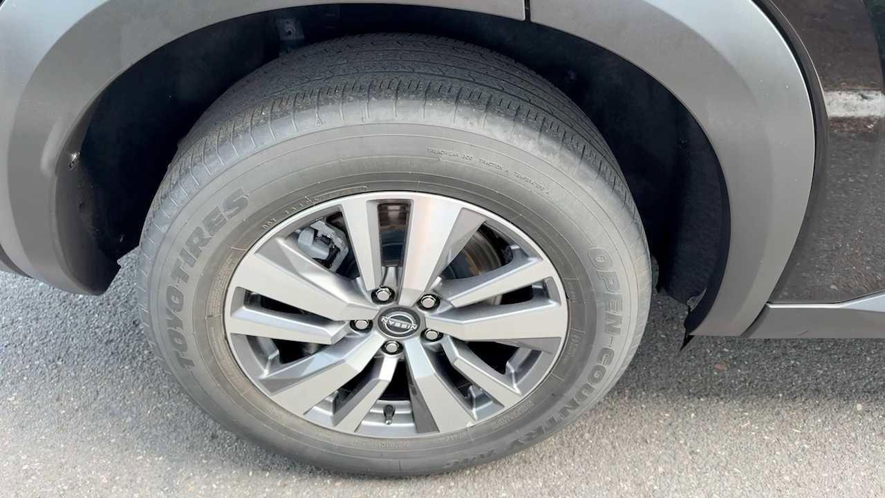 Certified 2023 Nissan Pathfinder SL image 6