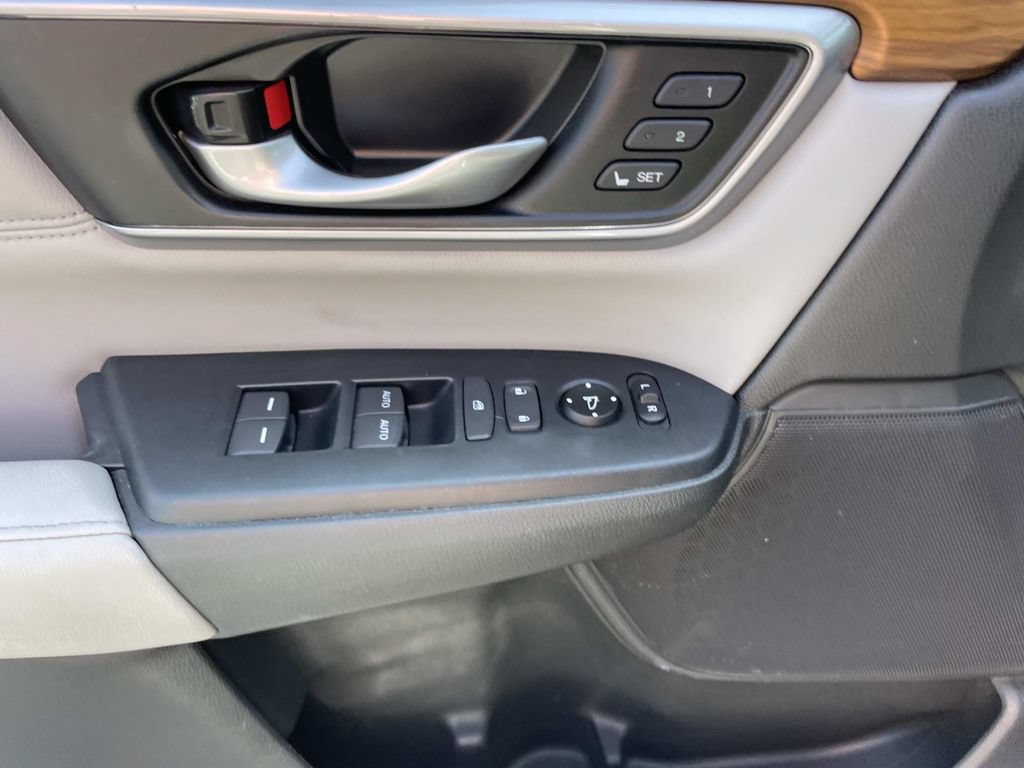 Used 2017 Honda CR-V EX-L image 13