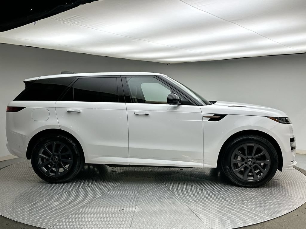 Certified 2025 Land Rover Range Rover Sport Dynamic SE AWD/4WD image 14