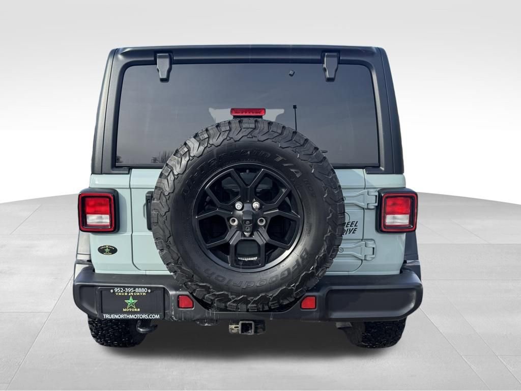 Used 2024 Jeep Wrangler Willys image 8