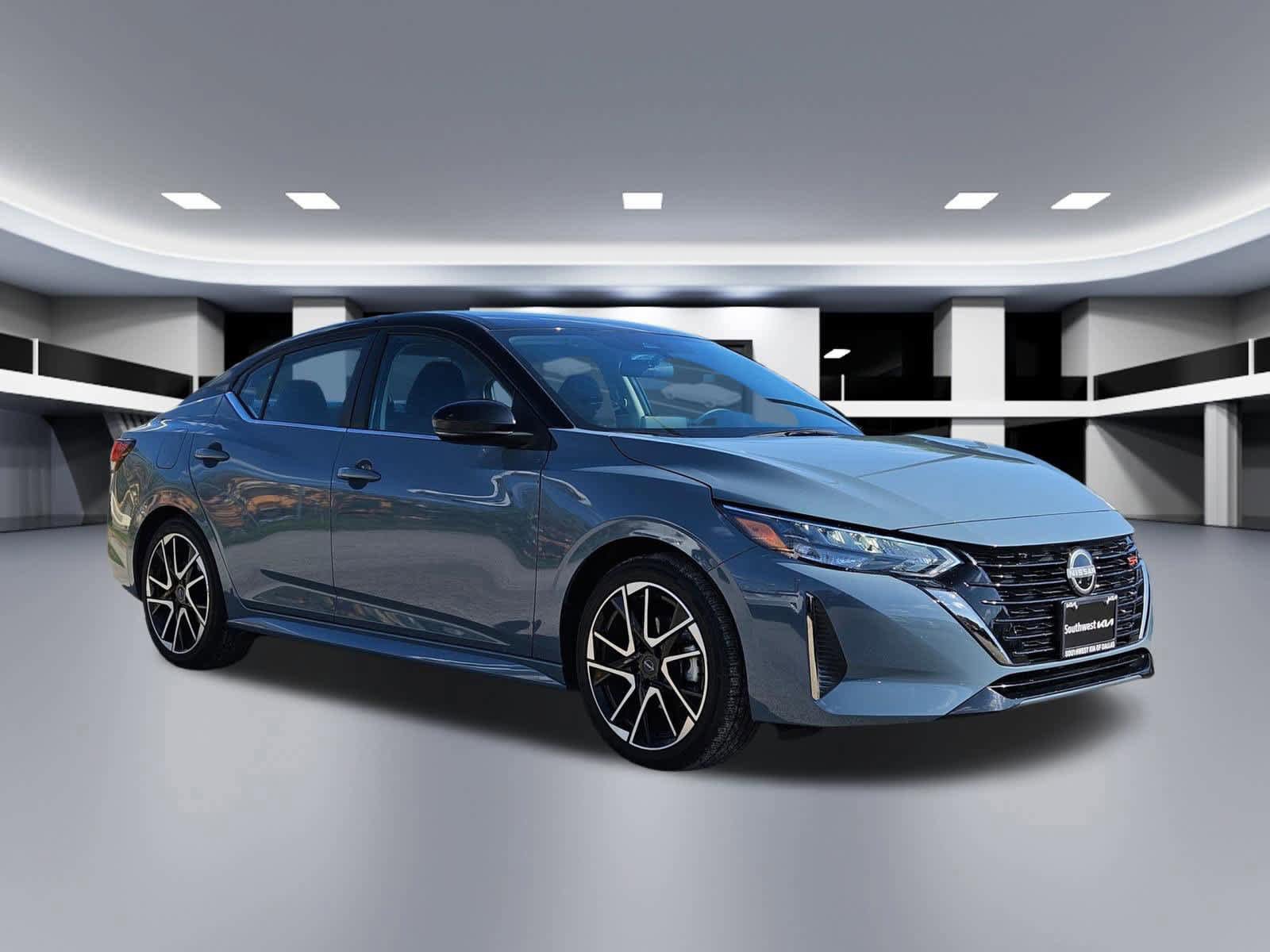 Used 2024 Nissan Sentra SR FWD image 8
