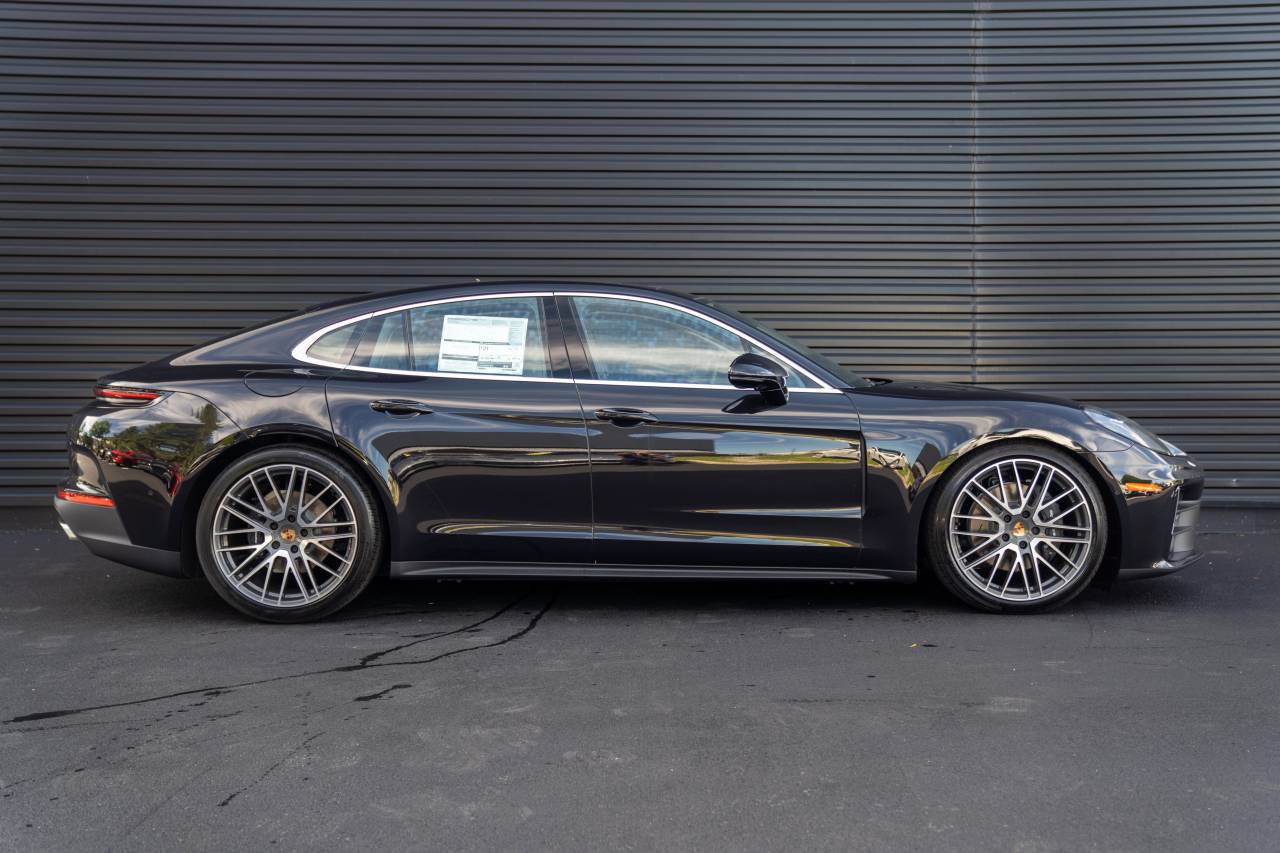 New 2026 Porsche Panamera 4 AWD/4WD image 11
