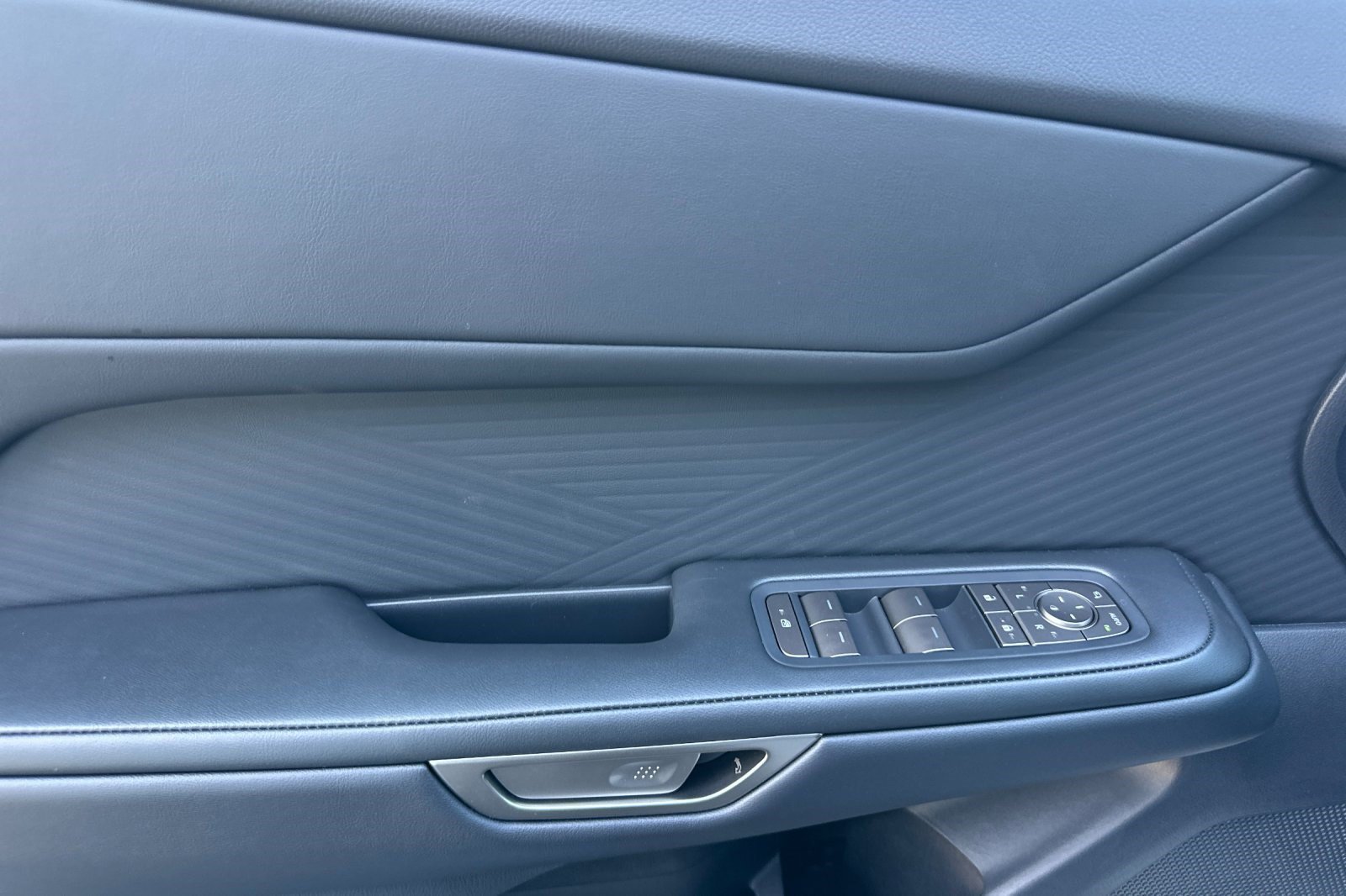 New 2026 Lexus ES 350h AWD w/ Convenience Package image 13