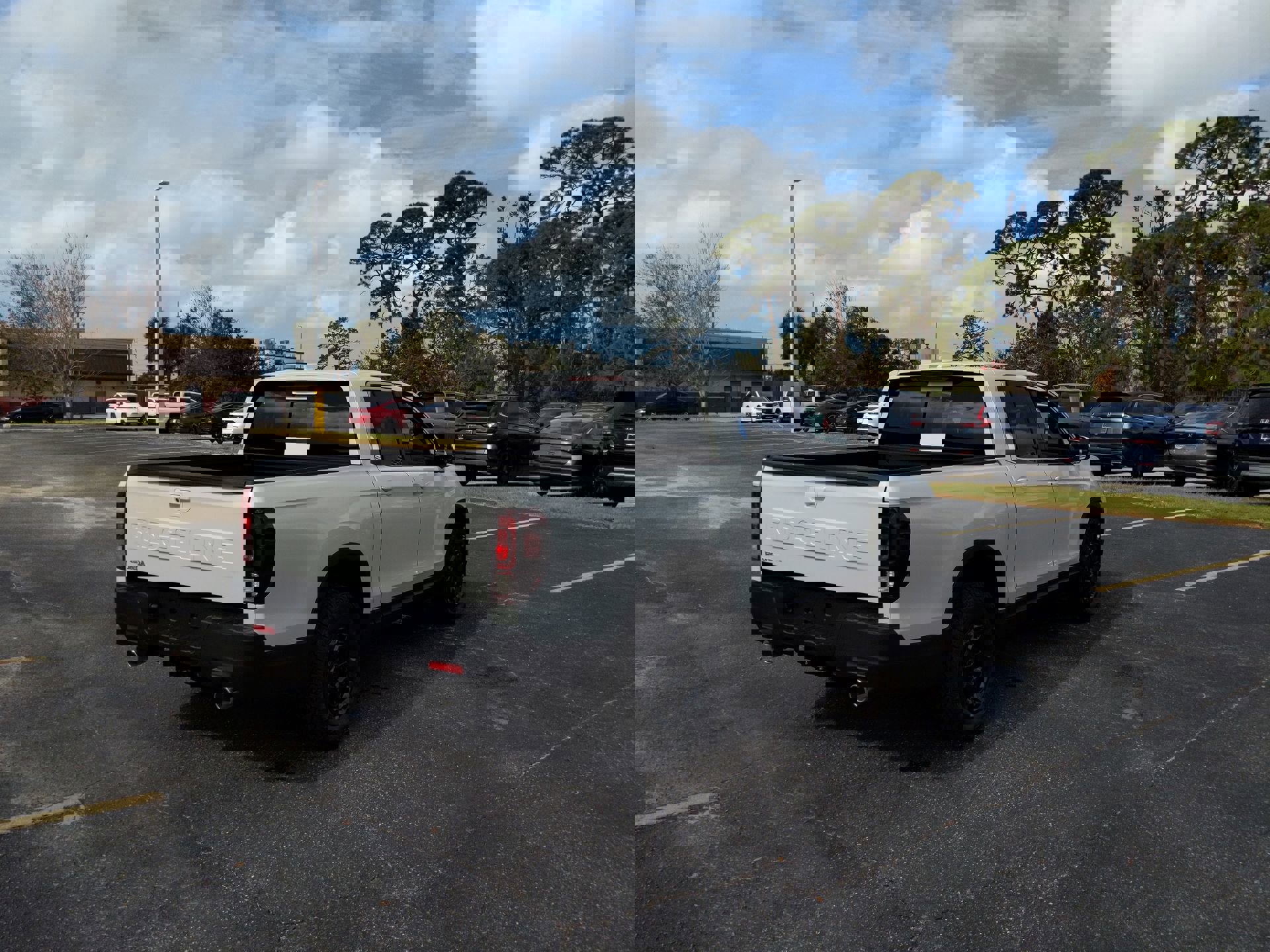 New 2025 Honda Ridgeline RTL+ image 6