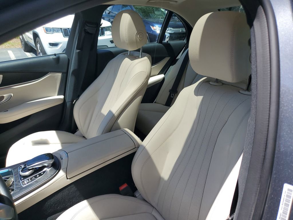 Used 2018 Mercedes-Benz E 300 4MATIC image 22