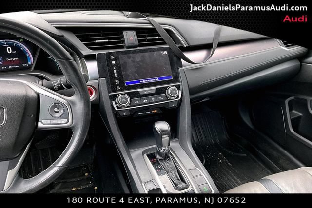 Used 2017 Honda Civic Touring image 6
