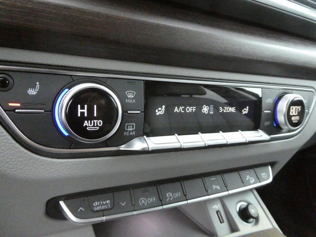 Used 2022 Audi Q5 2.0T Premium Plus image 11