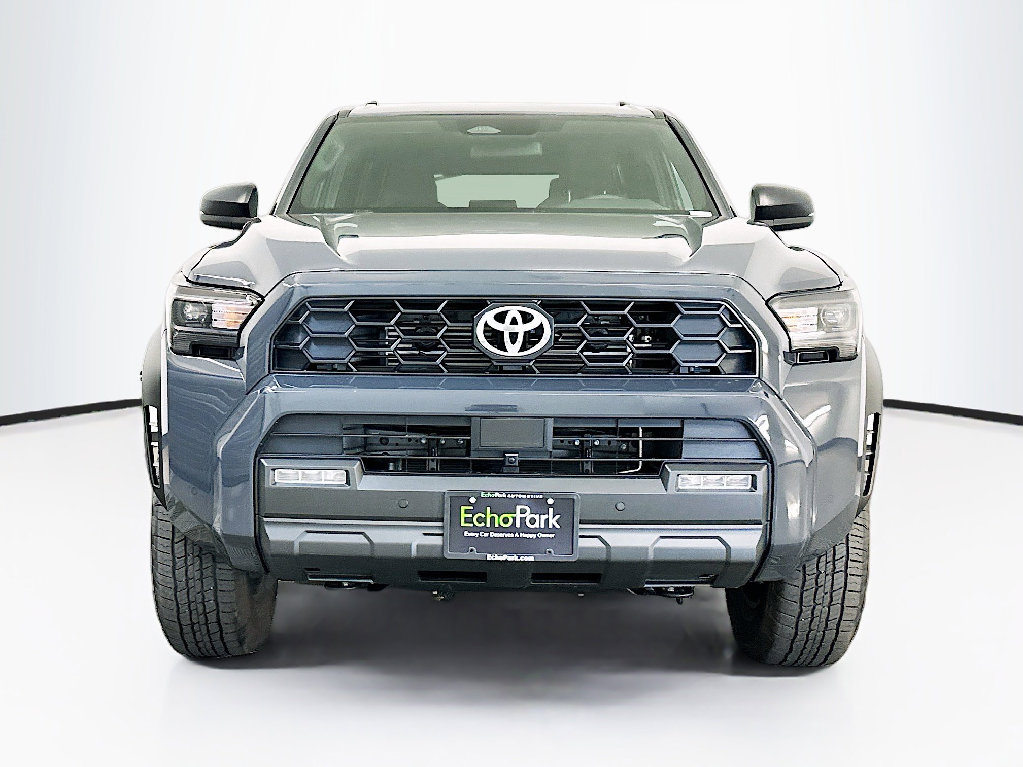 Used 2025 Toyota 4Runner TRD Off-Road image 2
