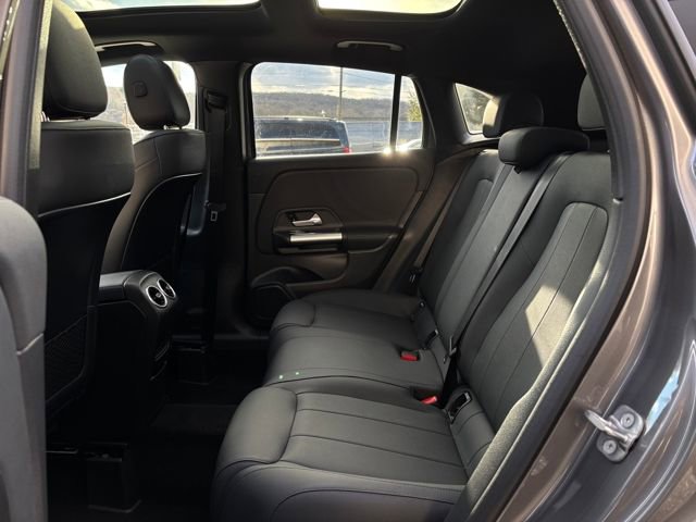 Used 2025 Mercedes-Benz GLA 250 4MATIC image 17