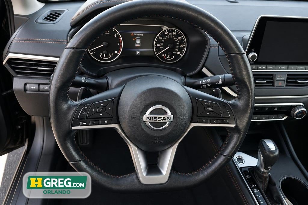 Used 2022 Nissan Altima 2.5 SR FWD image 14