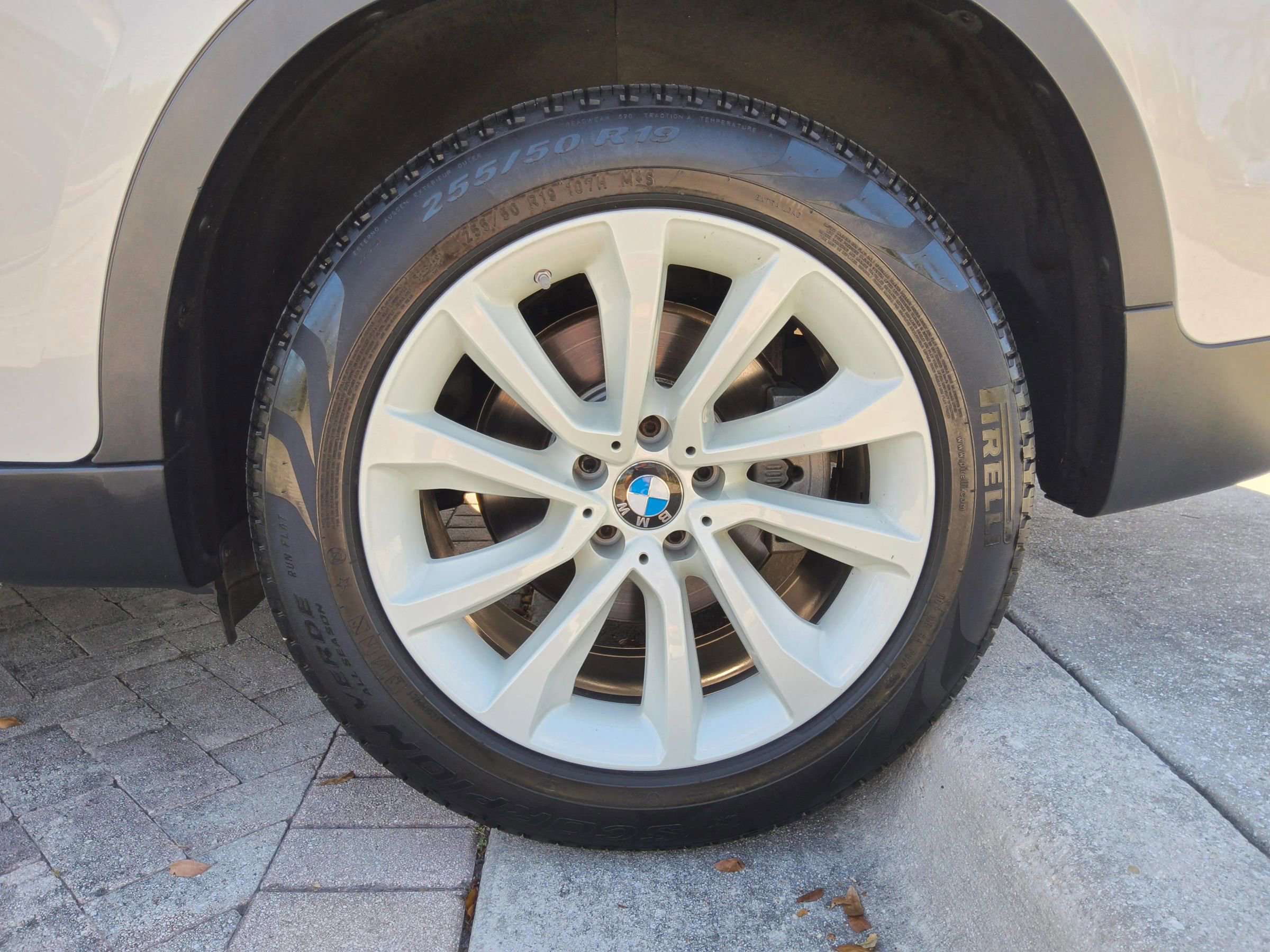Used 2018 BMW X6 xDrive50i w/ Premium Package image 38
