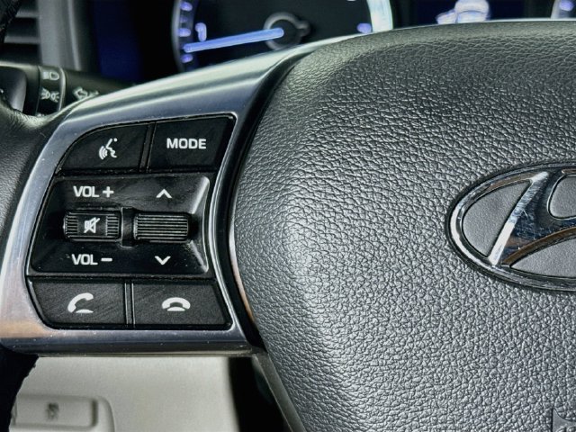 Used 2018 Hyundai Sonata SEL w/ Cargo Package FWD image 11