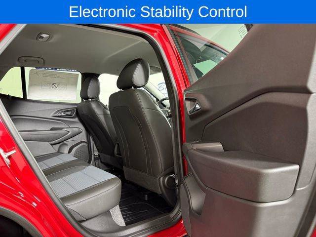 New 2026 Chevrolet Trax LT w/ Driver Confidence Package image 18