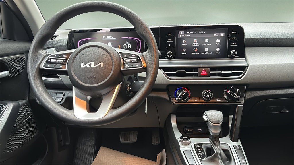 Used 2024 Kia Seltos LX image 13