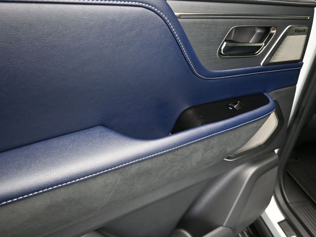 New 2026 INFINITI QX80 4WD w/ Sport Exterior Package image 15