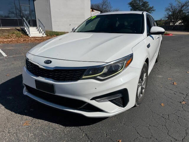 Used 2019 Kia Optima LX image 4