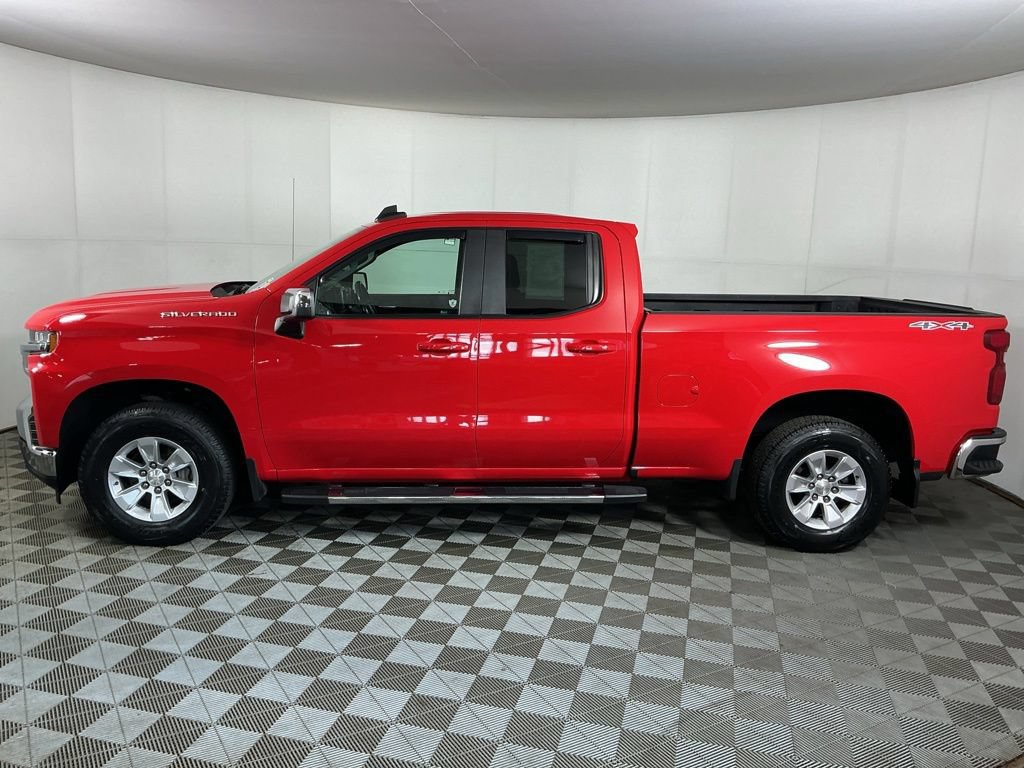 Used 2019 Chevrolet Silverado 1500 LT w/ All-Star Edition AWD/4WD image 6