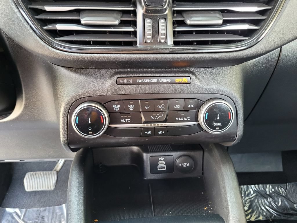 Used 2025 Ford Escape ST-Line FWD image 21