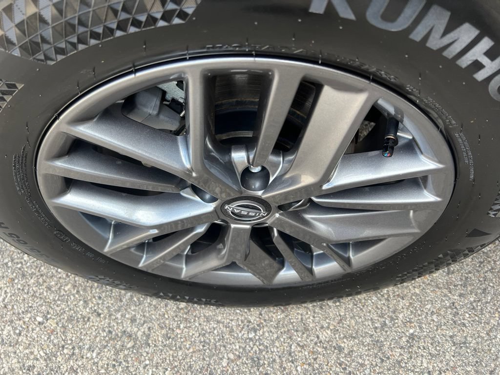 Certified 2023 Nissan Rogue S AWD/4WD image 39