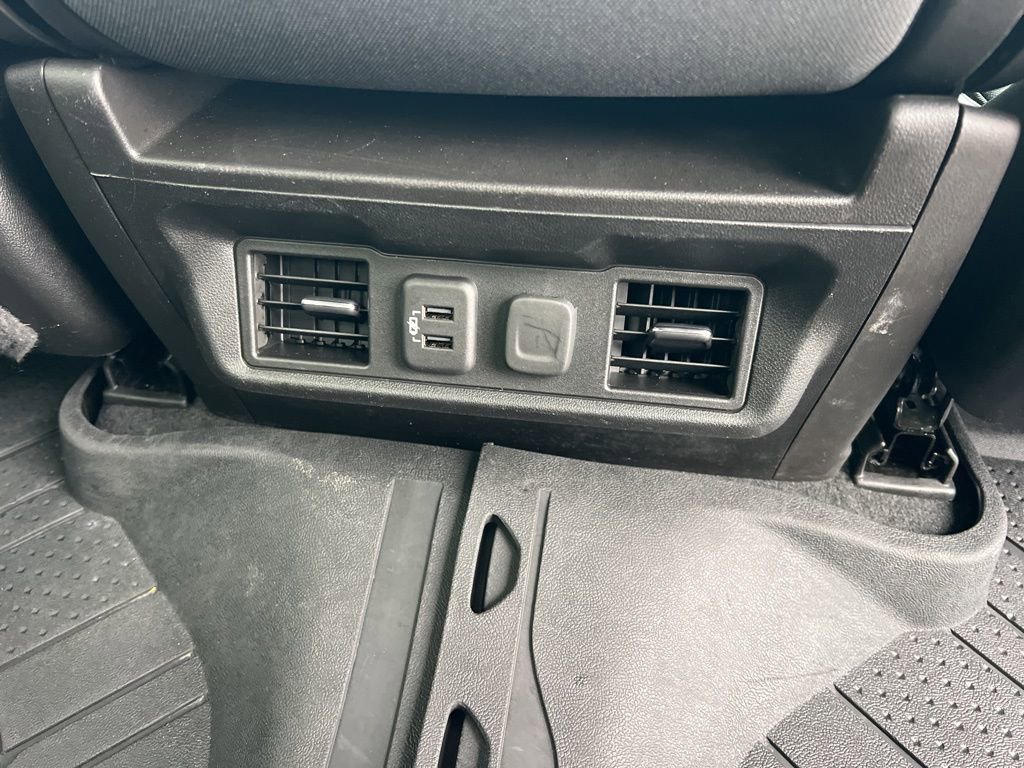 Used 2019 Chevrolet Silverado 1500 RST image 32