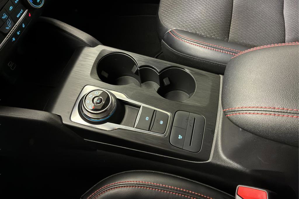 Used 2024 Ford Escape ST-Line w/ Equipment Group 301A image 23