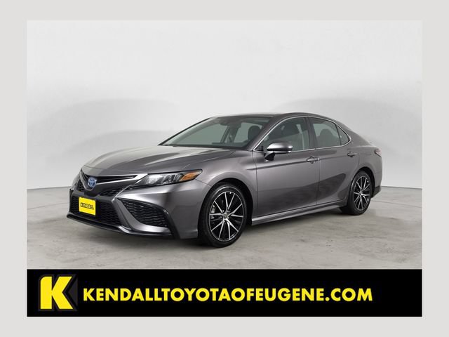 Used 2022 Toyota Camry SE