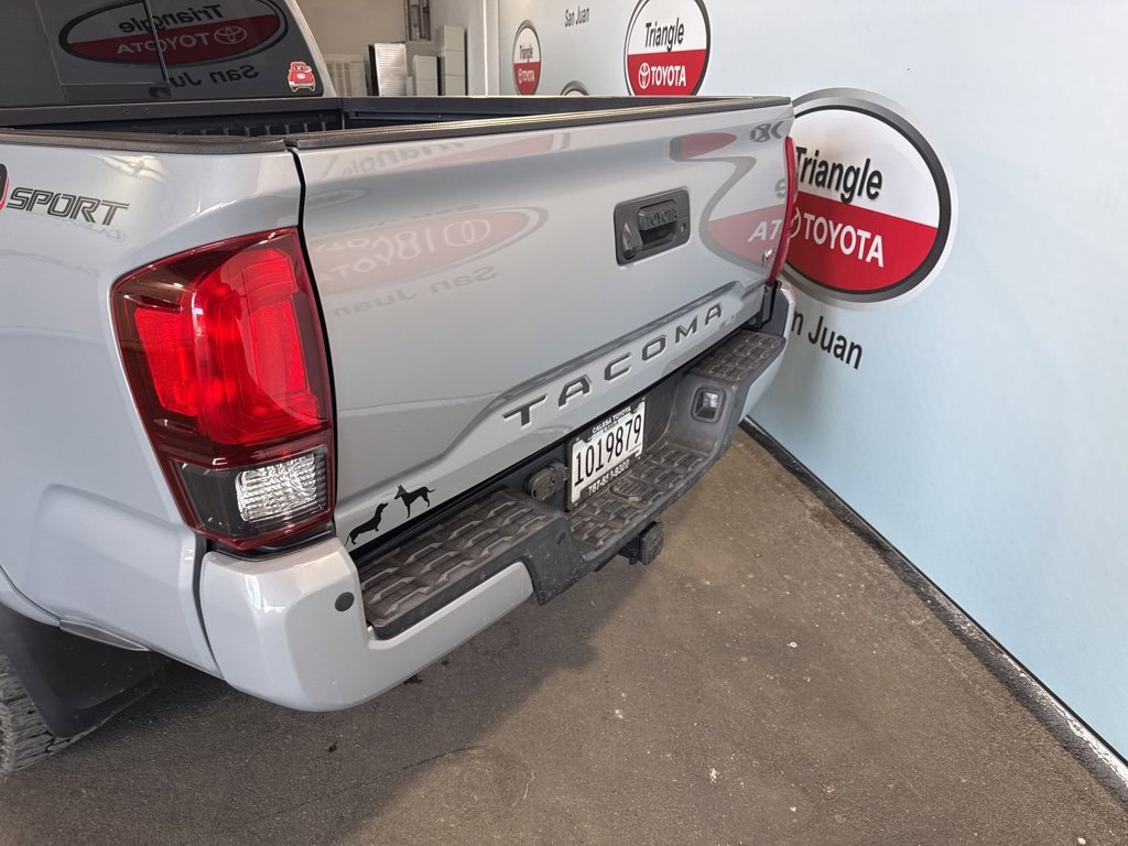 Used 2019 Toyota Tacoma TRD Sport image 19