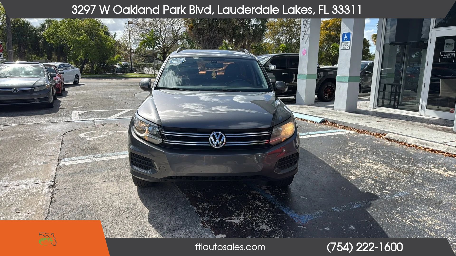 Used 2017 Volkswagen Tiguan S FWD image 5