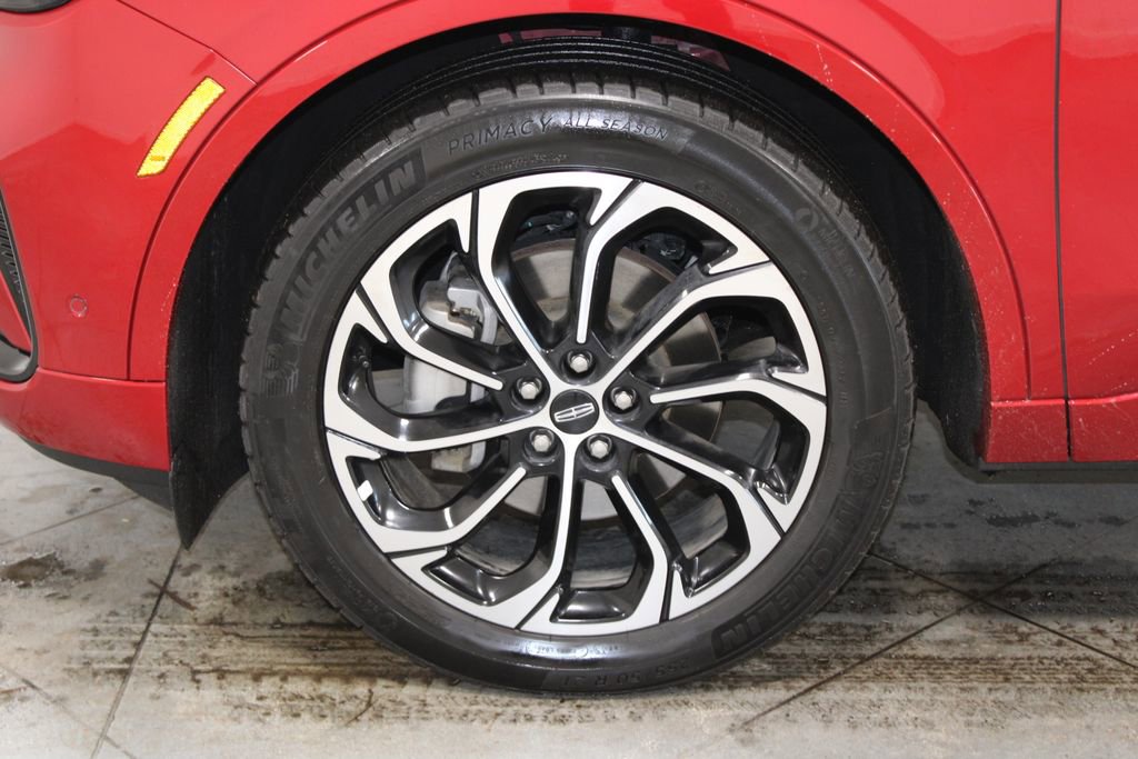 Used 2024 Lincoln Nautilus Reserve image 19