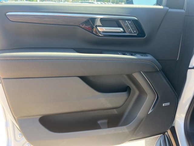 New 2025 Chevrolet Tahoe Premier image 13