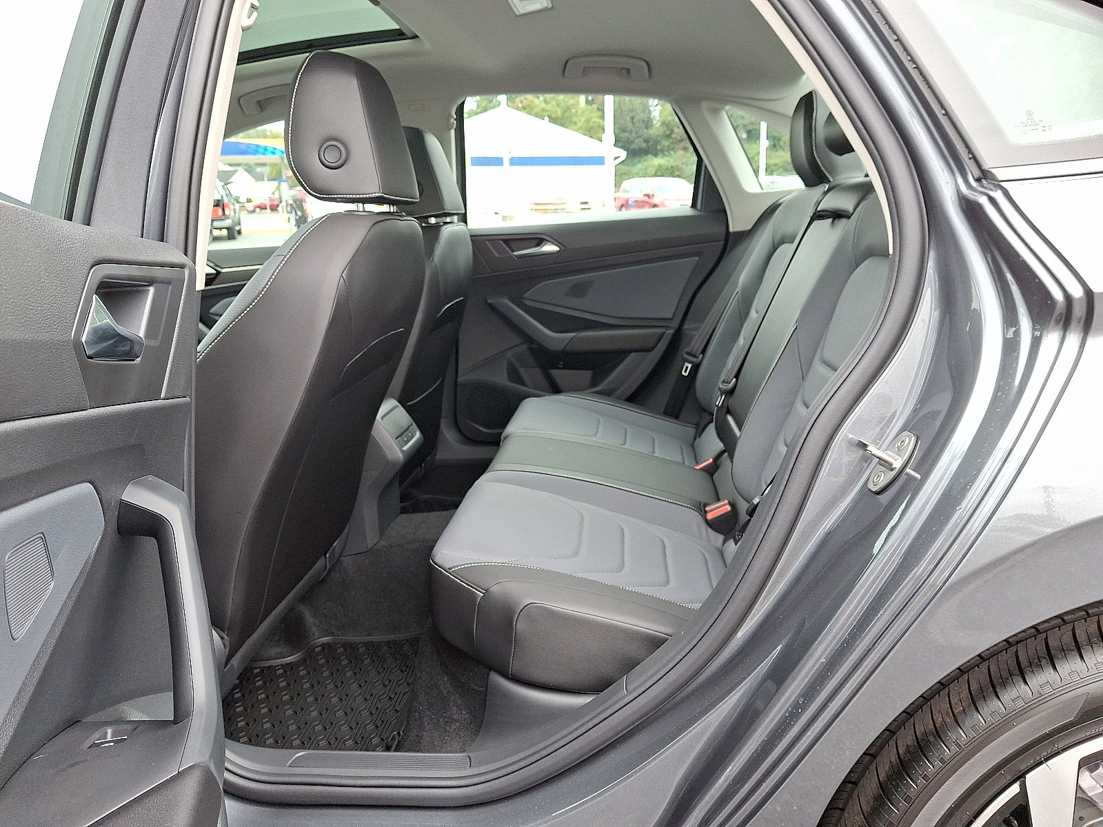 New 2026 Volkswagen Jetta SEL image 7