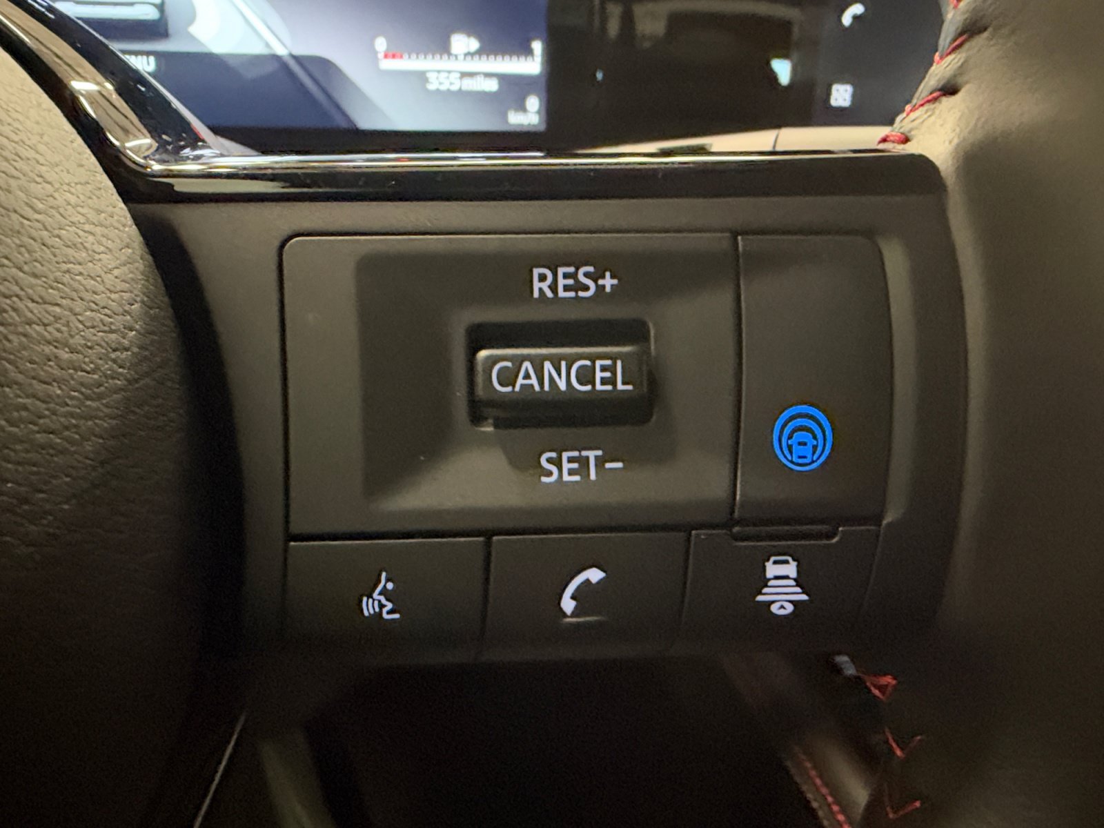 Used 2026 Nissan Kicks SR FWD image 33