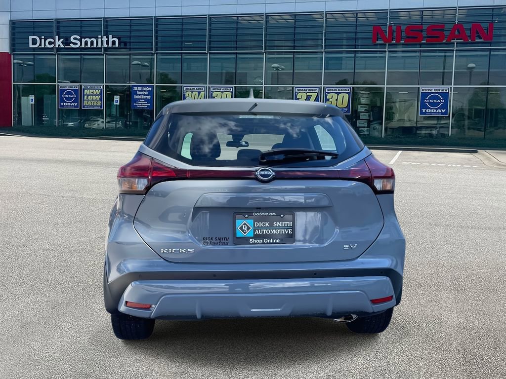 Used 2024 Nissan Kicks SV image 5