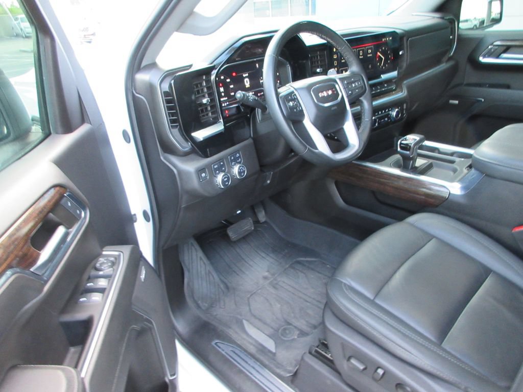 Certified 2024 GMC Sierra 1500 Elevation w/ Elevation Premium Package AWD/4WD image 16