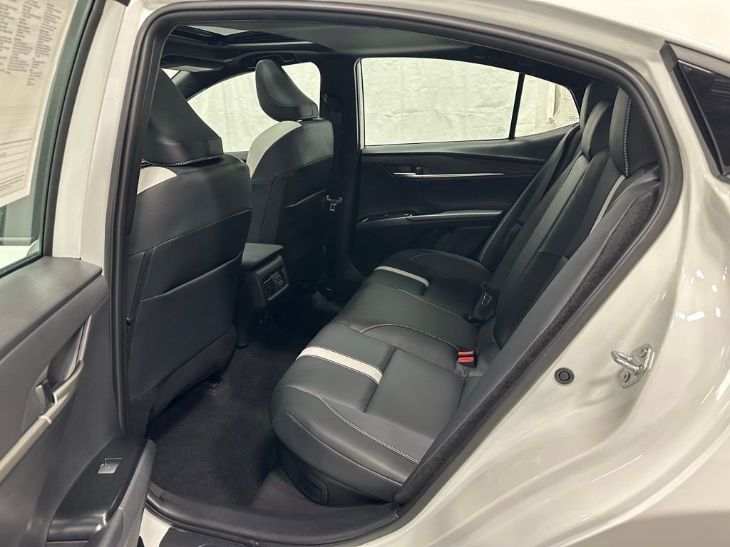 Used 2026 Toyota Camry SE image 44