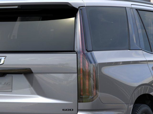 New 2026 Cadillac Escalade Platinum Sport w/ LPO, ONYX Package AWD/4WD image 11