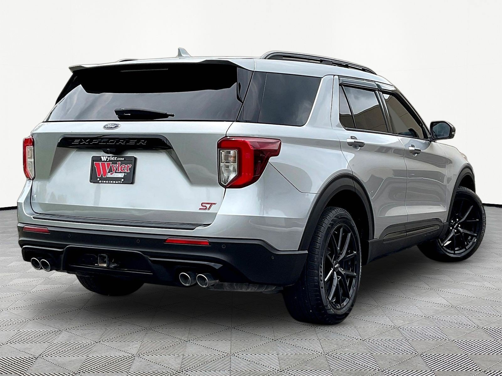 Used 2020 Ford Explorer ST AWD/4WD image 6