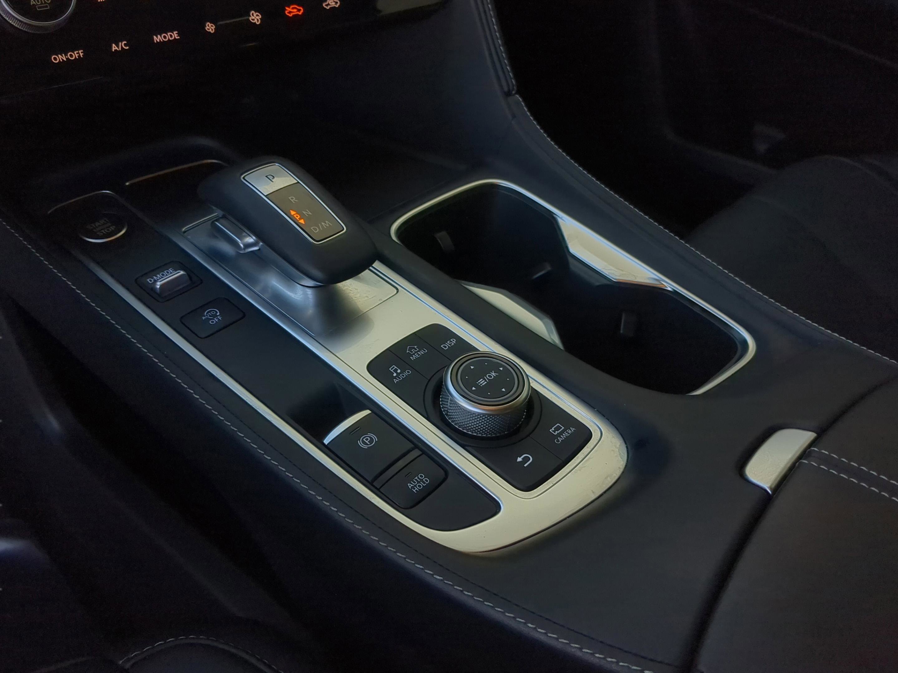 Used 2025 INFINITI QX60 Pure w/ Cargo Package image 19