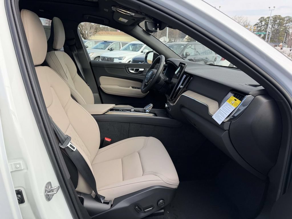 New 2026 Volvo XC60 B5 Plus w/ Protection Package Premier AWD/4WD image 11