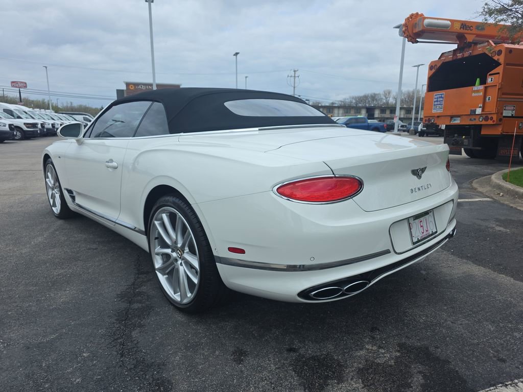 Used 2020 Bentley Continental GT image 3