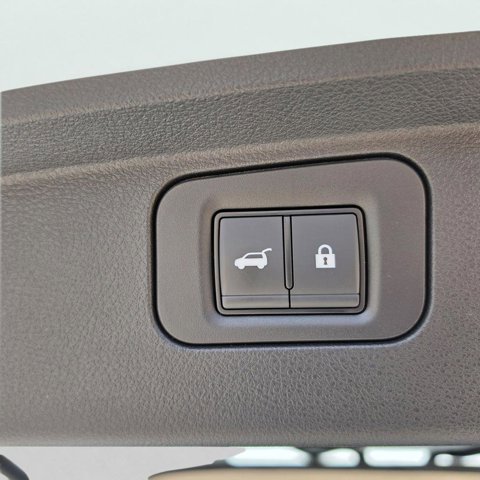 Certified 2025 Nissan Armada Platinum Reserve AWD/4WD image 16
