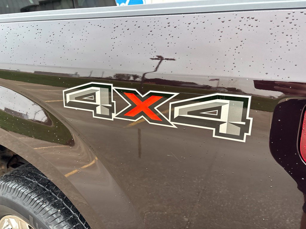 Used 2019 Ford F150 XLT w/ Equipment Group 302A Luxury AWD/4WD image 9
