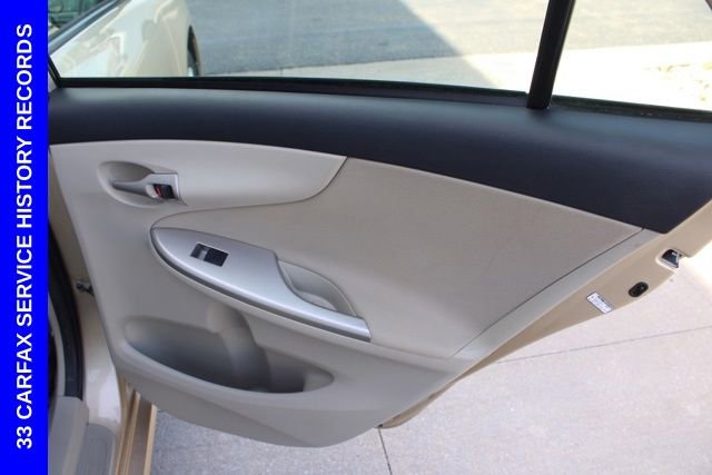 Used 2011 Toyota Corolla LE image 19