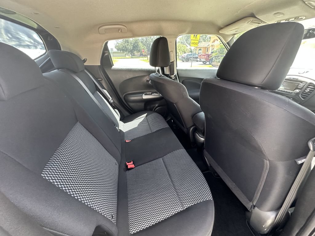 Used 2017 Nissan Juke S FWD image 11
