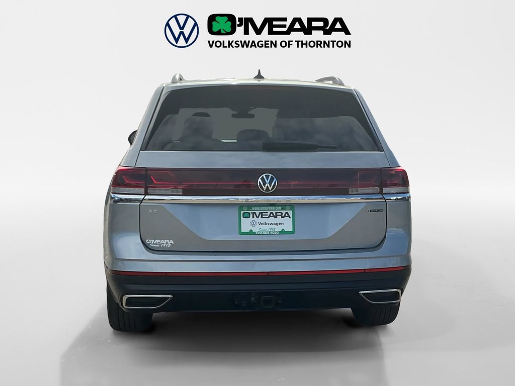 Used 2025 Volkswagen Atlas SE AWD/4WD image 4
