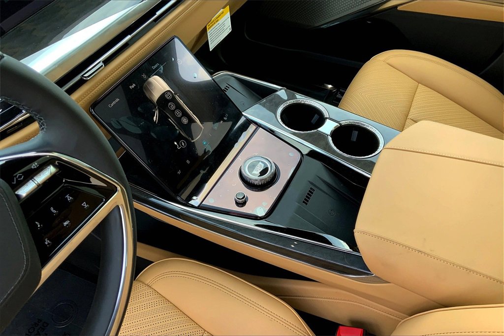 New 2025 Cadillac Escalade IQ Sport 2 w/ LPO, ONYX Package image 10