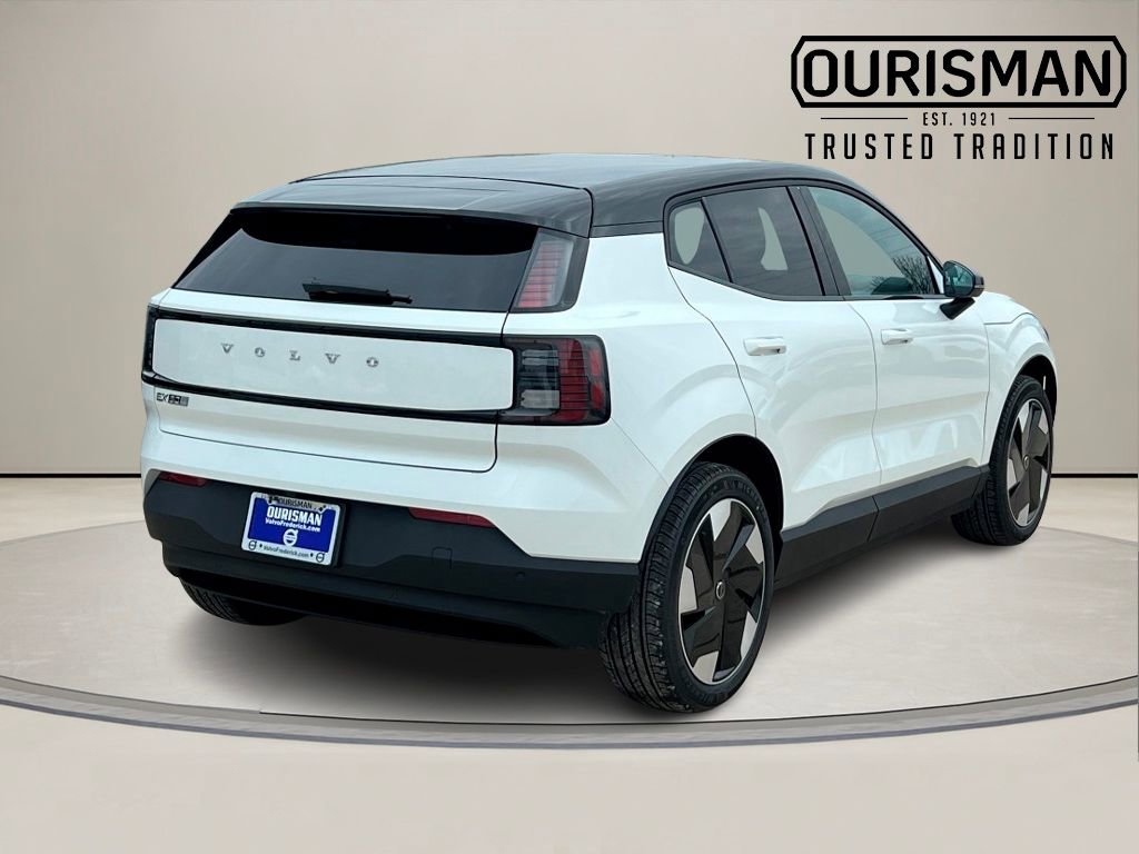 New 2026 Volvo EX30 Plus w/ Protection Package image 3