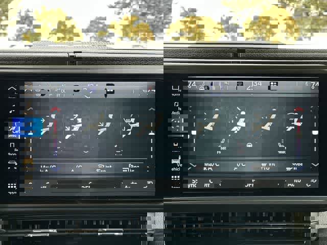 Used 2026 Jeep Wrangler Willys AWD/4WD image 14