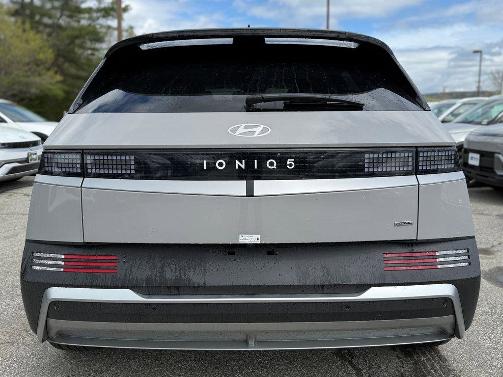 New 2026 Hyundai Ioniq 5 SEL image 4